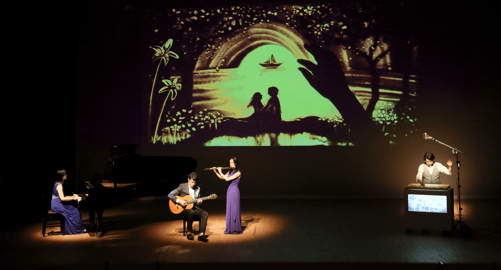 文化芸術事業・学校芸術鑑賞会